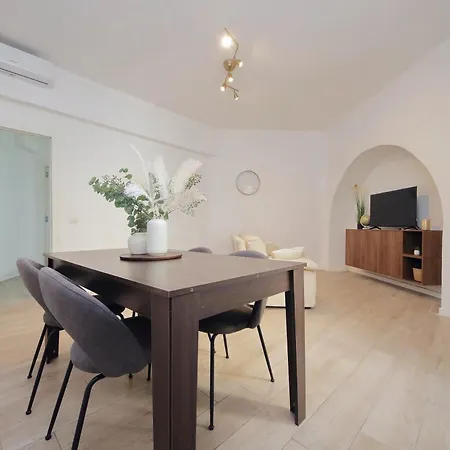 Amiterno Elegance - By Domus Dimore * Rom